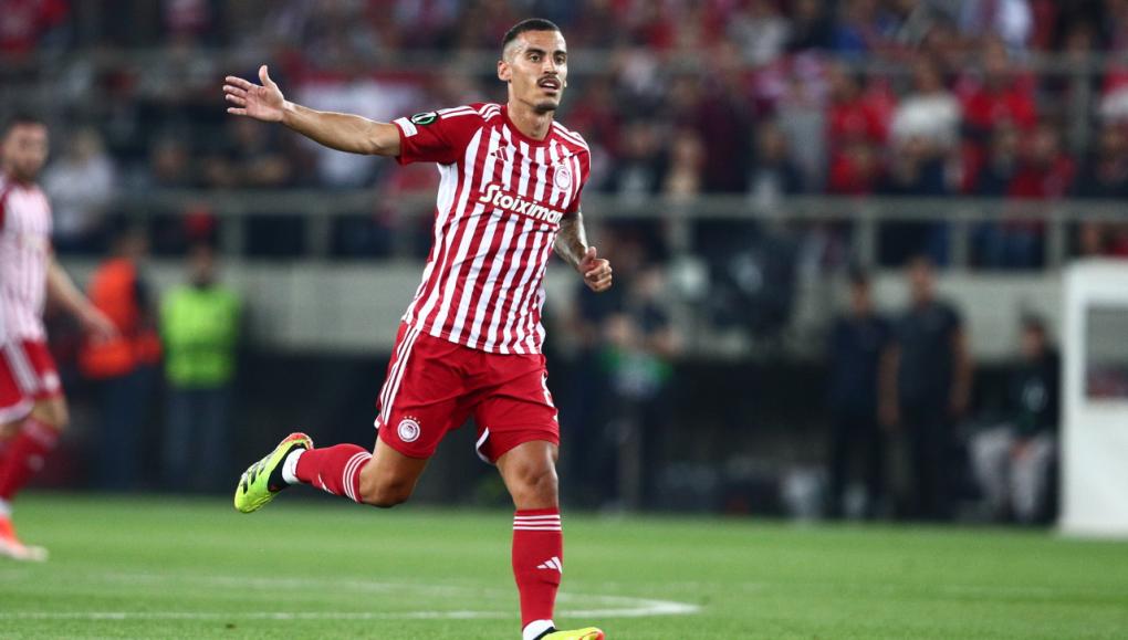 Με τη νέα φανέλα της Εθνικής Ελλάδας ευχήθηκε για το Πάσχα ο Τσικίνιο (pic)