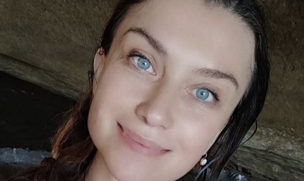 Έφυγε» από τη ζωή η τραγουδίστρια Κλαούντια Ντελμέρ έπειτα από μάχη με τον  καρκίνο | SDNA