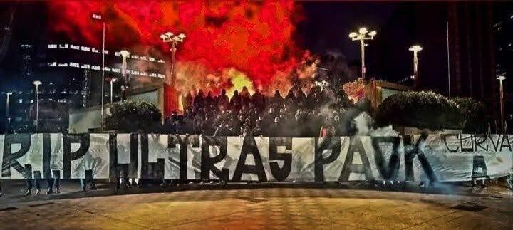 ΠΑΟΚ: Το συγκλονιστικό πανό των οπαδών της Νάπολι για τα «αετόπουλα»! (pic)