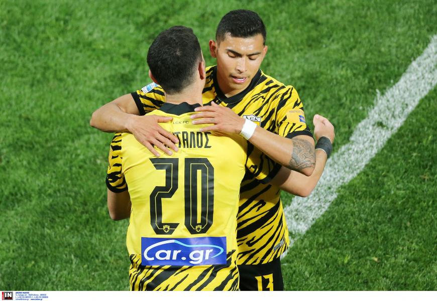 «Υπερπαίκτης»: Ευχές και... αποθέωση Μάνταλου σε Πινέδα που σήμερα έχει γενέθλια! (pic)