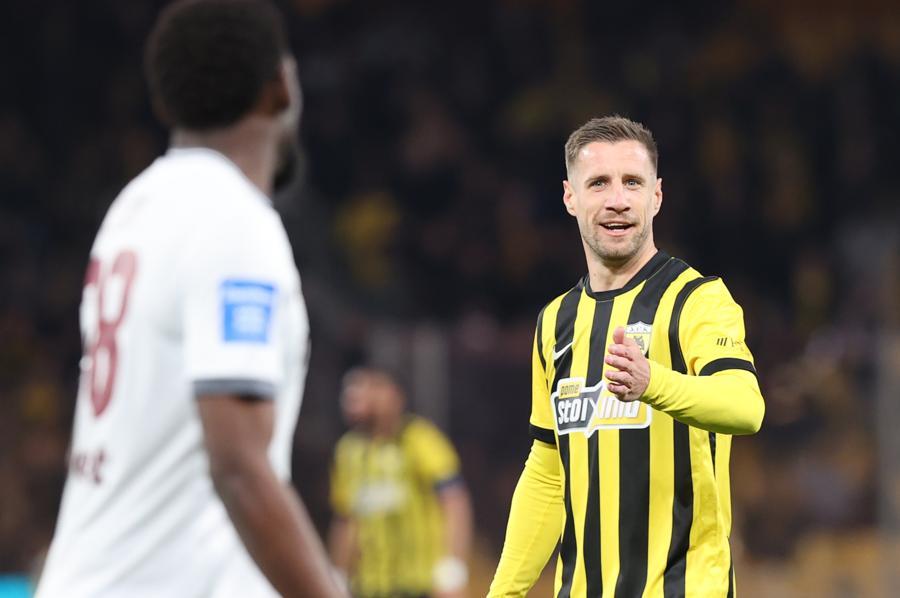 ΑΕΚ: Μικρή κάκωση η διάγνωση για Βάργκα, δεν υπάρχει ανησυχία εν όψει πλέι οφ