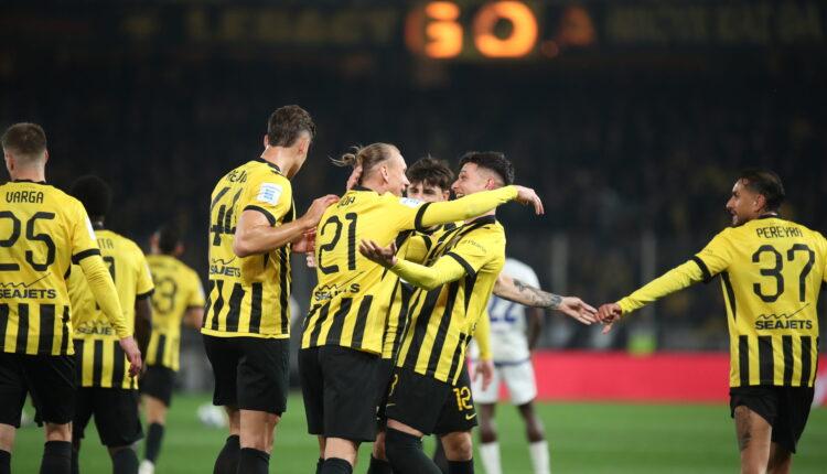 Η χώρα που ακούς… φωνές και η δουλειά της ΑΕΚ