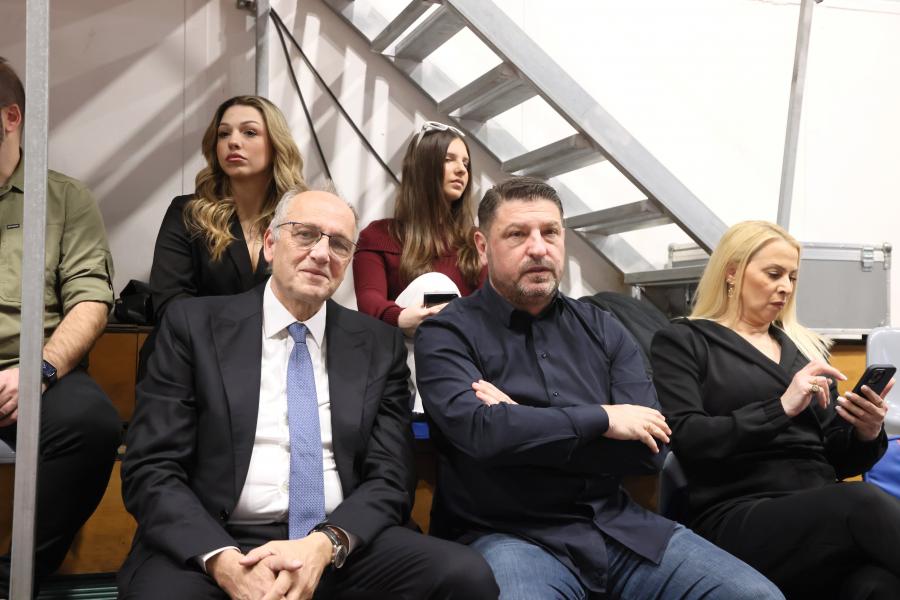 Σε άλλο πλανήτη ο Λιόλιος: «Απίστευτα πράγματα στο μπάσκετ γυναικών, δημιουργούμε τις συνθήκες για να επενδύσουν» (vid)