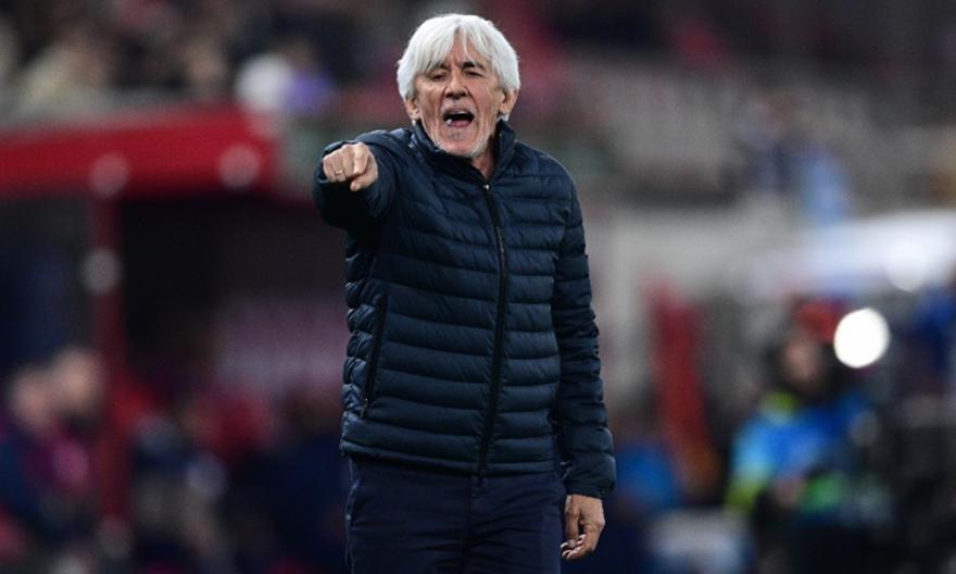 Γιοβάνοβιτς: «Ο Τετέι μπορεί να μας βοηθήσει και αριστερά»