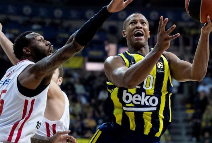 Το BasketNews διαβάζει… SDNA: «Κοντά στην Αρμάνι ο Ντέβον Χολ»