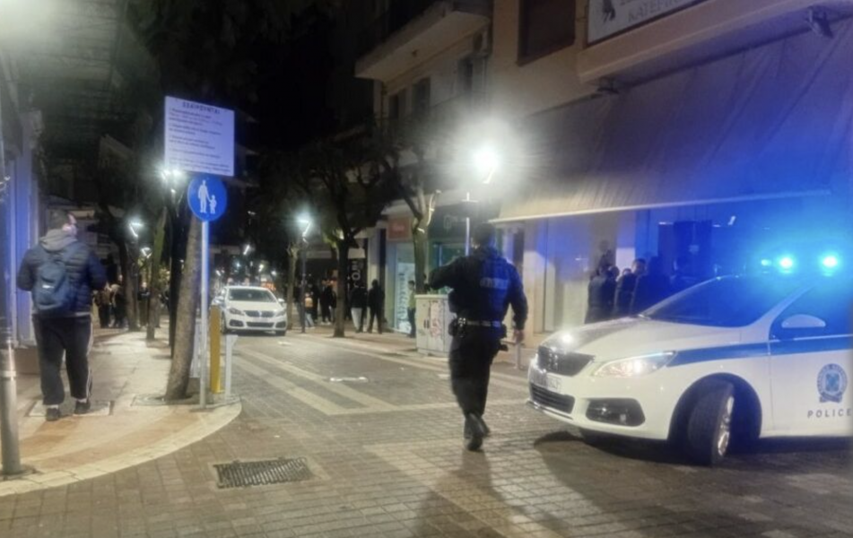 Αγρίνιο: Αναζητούνται τρεις ανήλικοι για το μαχαίρωμα 16χρονου στο κέντρο της πόλης