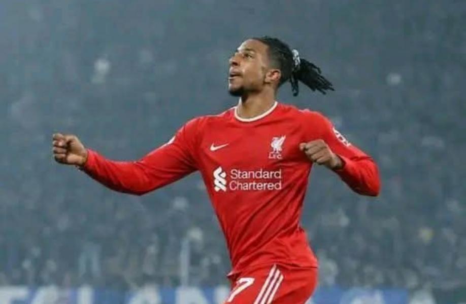 Κοιτάζει Ολίσε η Λίβερπουλ