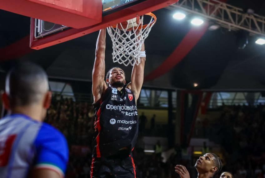 «Κοντά στην απόκτηση του Νκαμούα η Μπαρτσελόνα»