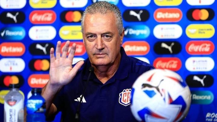 Προπονητής Παραγουάης: «Η Ελλάδα έχει αλλάξει και έχει περισσότερο μέλλον απ' ότι παρόν»