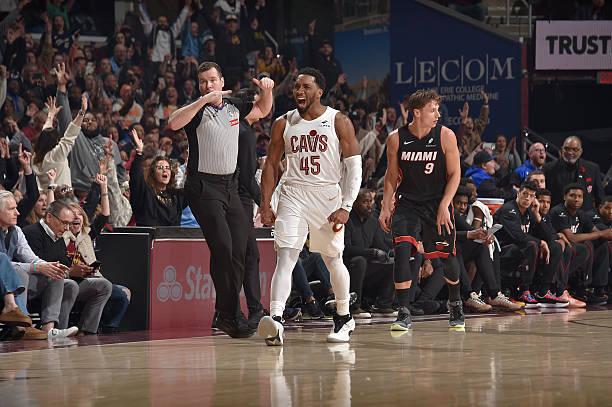 Οι Καβαλίερς... αγριέψαν κόντρα στους Χιτ