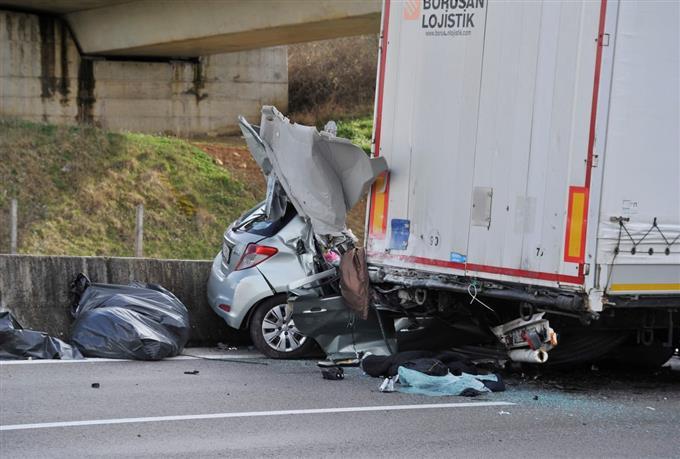 Τροχαίο στην Εγνατία Οδό: Το χρονικό της τραγωδίας με τους δύο νεκρούς - Σοκάρουν οι φωτογραφίες