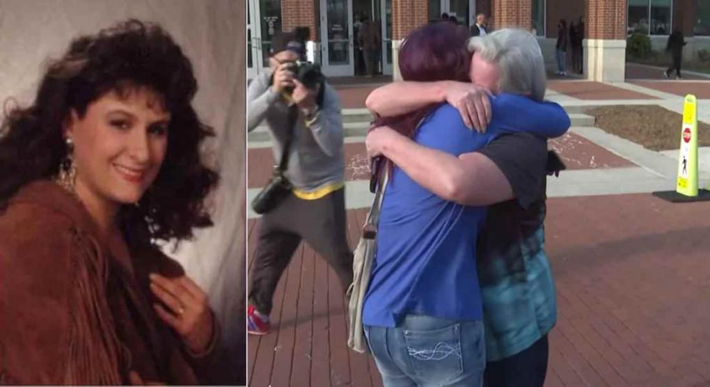 Η επανένωση της μητέρας που είχε εξαφανιστεί πριν από 24 χρόνια με την κόρη της - Έτρεξε να την αγκαλιάσει
