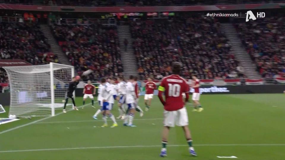 Απέκρουσε με υπερένταση το φάουλ του Σόμποσλαϊ ο Τζολάκης (vid)