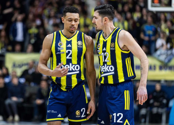 Πρόβλημα στη Φενέρ: Εκτός ο Ντε Κολό για άγνωστο χρονικό διάστημα!