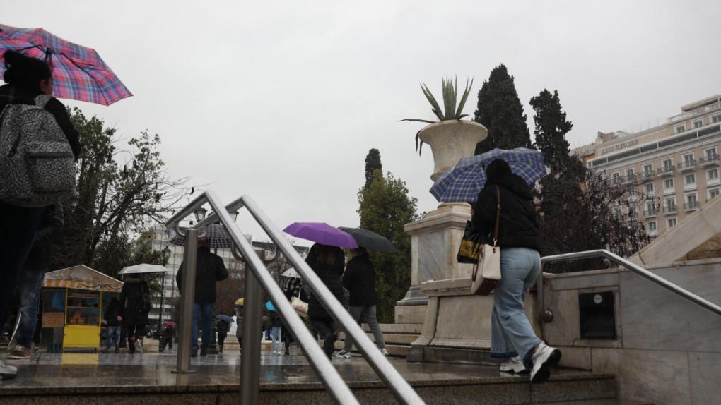 Καιρός αύριο: Βροχές, καταιγίδες και ισχυροί άνεμοι στο Αιγαίο