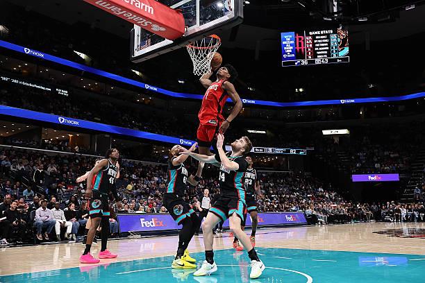 Έφυγαν με διπλό για playoffs από το Μέμφις οι Ρόκετς