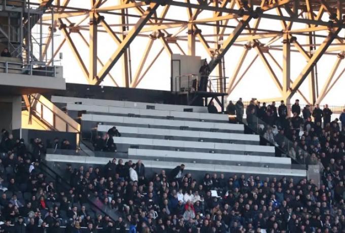 Νέα αναβολή για τους 8 οπαδούς του ΠΑΟΚ - Απαγόρευση εισόδου στα γήπεδα μέχρι τη δίκη
