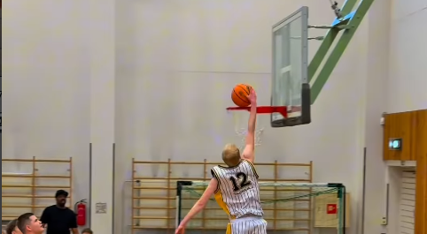 Απίστευτο: Παίκτης σε ματς U19 της Φινλανδίας έβαλε 103 πόντους σε 33 λεπτά! (vid)