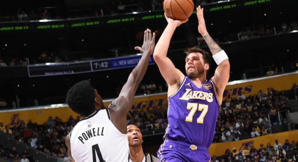 Lakers' Corner: Νέα εύκολη επικράτηση, γελοία τεχνική στον Ντόντσιτς και τιμωρία