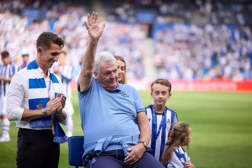 Συγκλονίζει η μάχη του Τζον Τόσακ με την άνοια