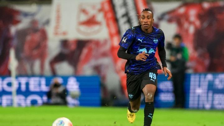 Ο Κλοπ εκτιμά πως ο Ντιομαντέ πρέπει να πάρει τη θέση του Σαλάχ στη Λίβερπουλ