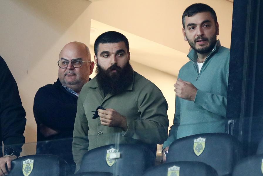 ΠΑΟΚ: Παρών στο Πανθεσσαλικό οι Γιώργος και Νίκος Σαββίδης