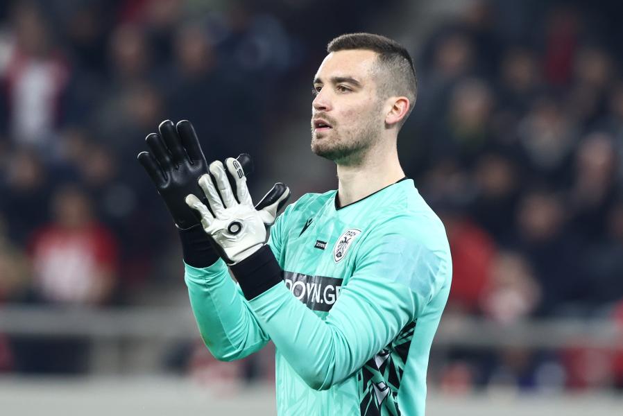 Τσιφτσής: «Να μας γίνει μάθημα η ήττα από τον Βόλο, έχουμε μπροστά μας επτά τελικούς»