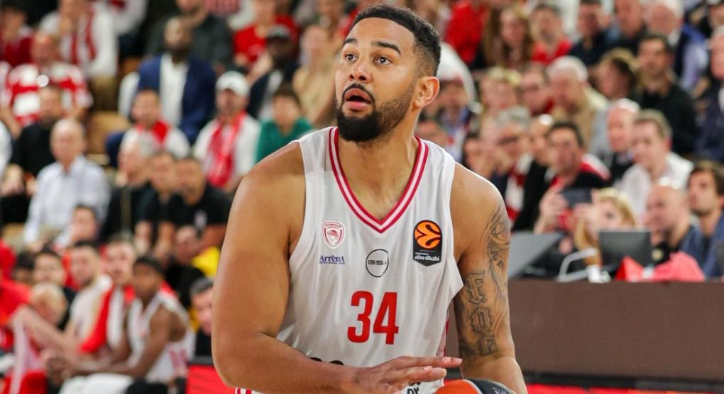 Ολυμπιακός: Προπονήθηκε ο Τζόσεφ, εκτός ο Τζόουνς