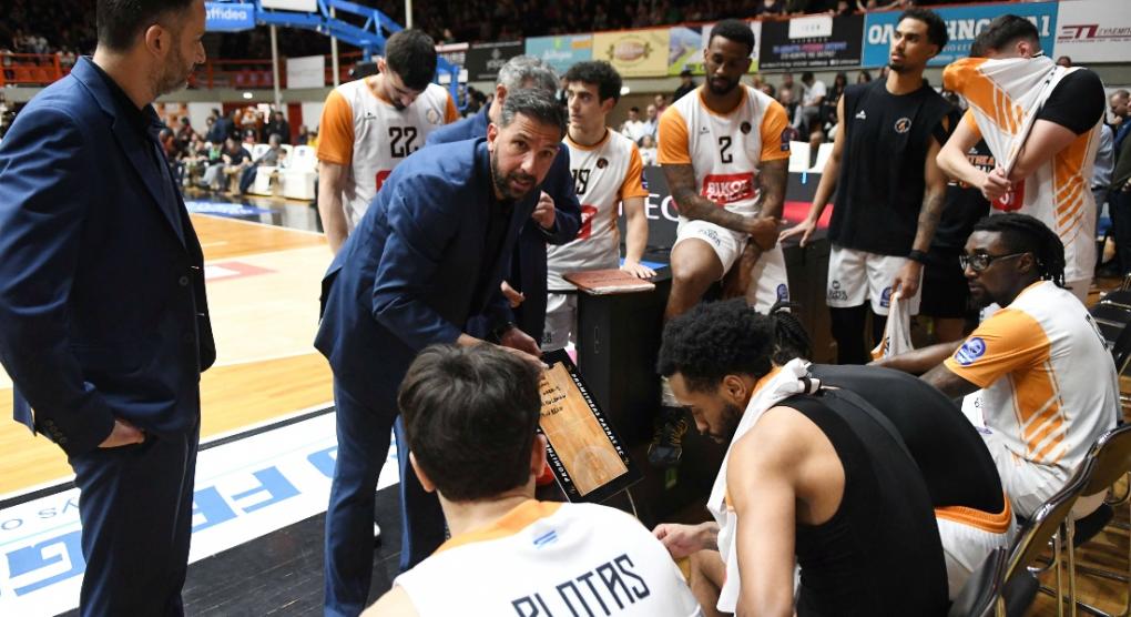 Μπατής: «Είδαμε παίκτες εκατομμυρίων να το θέλουν περισσότερο - Να δείξουμε διαφορετικό πρόσωπο»