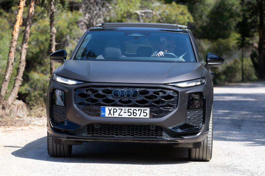 audiq3-8