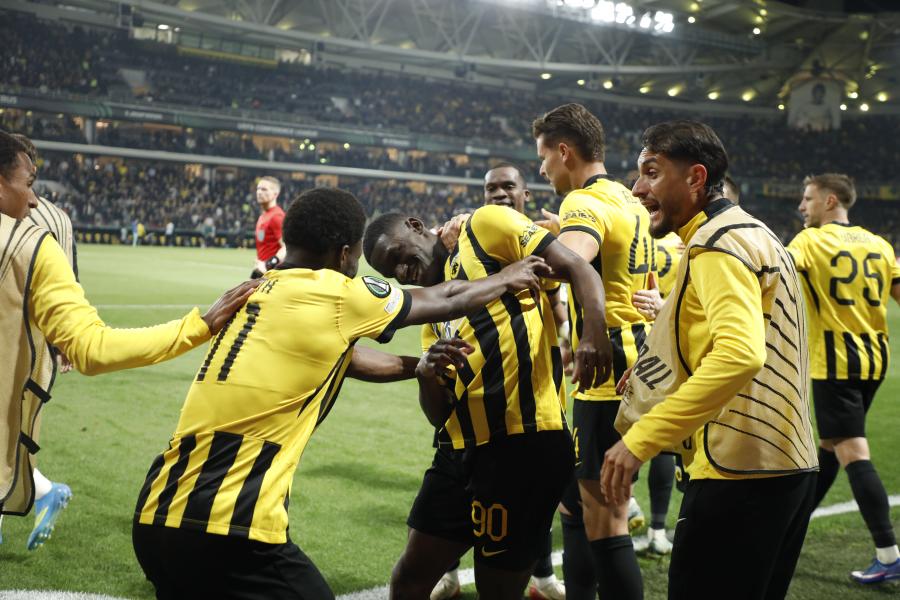 Ασταμάτητη ΑΕΚ, ισοφάρισε το συνολικό σκορ και 3-0 ξανά με τον Ζίνι (vid)