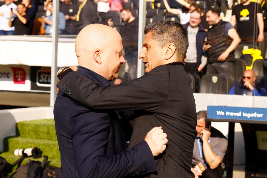 Ο εναγκαλισμός Νίκολιτς και Λουτσέσκου πριν από τη σέντρα! (vid)