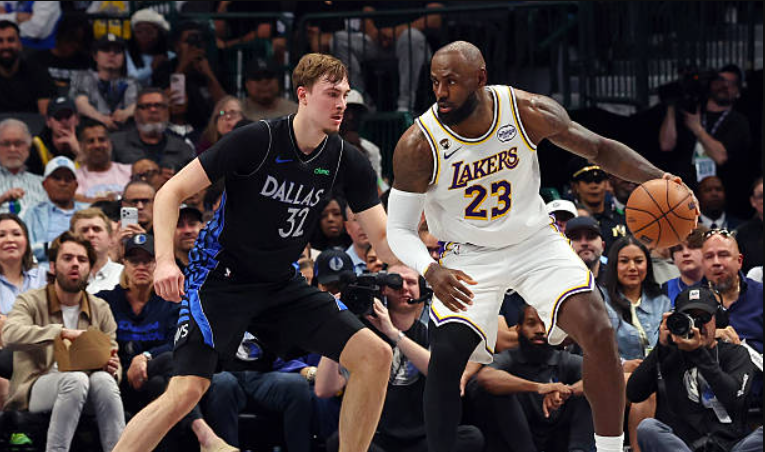 Ο συγκινητικός Λεμπρόν δεν ήταν αρκετός για τους... μισούς Λέικερς