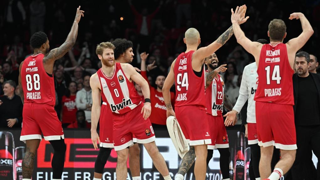 Ο Ολυμπιακός γλυκοκοιτάζει τον «δήμιό» του!