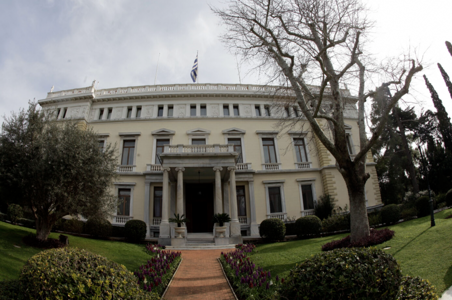 LIVE - Η ορκωμοσία των νέων υπουργών στο Προεδρικό Μέγαρο