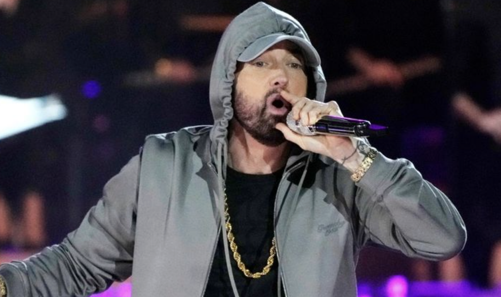 Έμινεμ: Παππούς για δεύτερη φορά ο ράπερ, η θετή του κόρη απέκτησε το πρώτο της παιδί