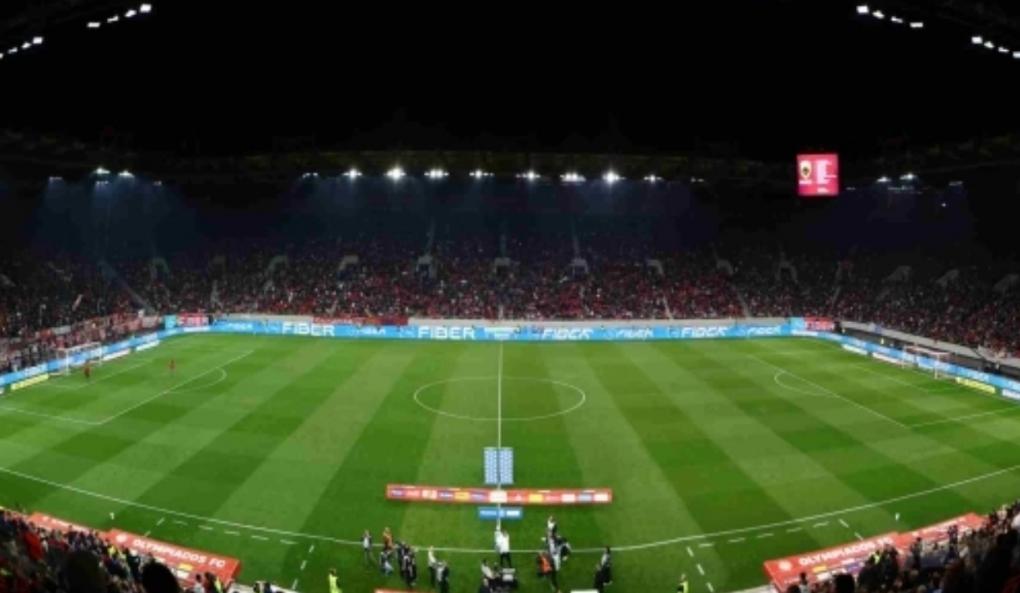 Έντονες αποδοκιμασίες στον Ολυμπιακό μετά την ήττα από την ΑΕΚ