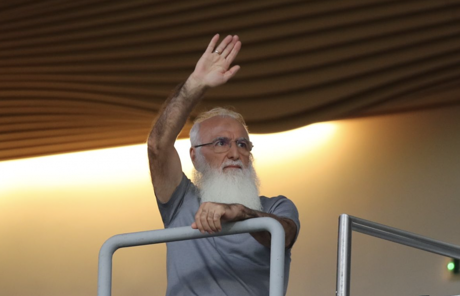 Ιβάν Σαββίδης: «Μακάρι αυτές οι ημέρες να μεγαλώσουν μια σπίθα καλοσύνης»