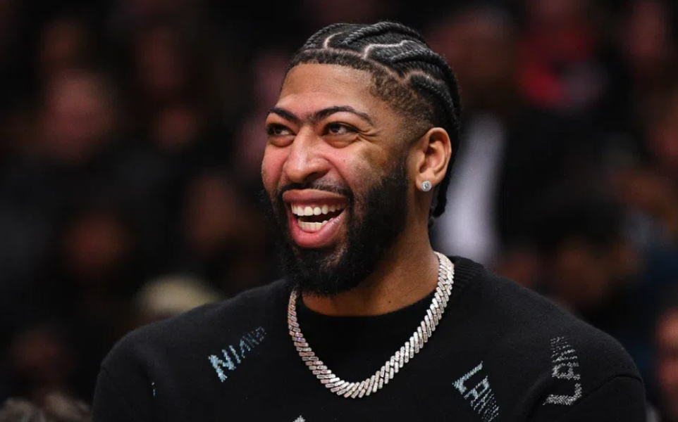 Ειλικρινής Ντέιβις: «Αγαπάω τα χρήματά μου»