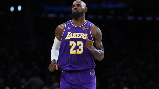 Λεμπρόν: Τον θέλουν Λέικερς, Ουόριορς, Κλίπερς και Καβαλίερς