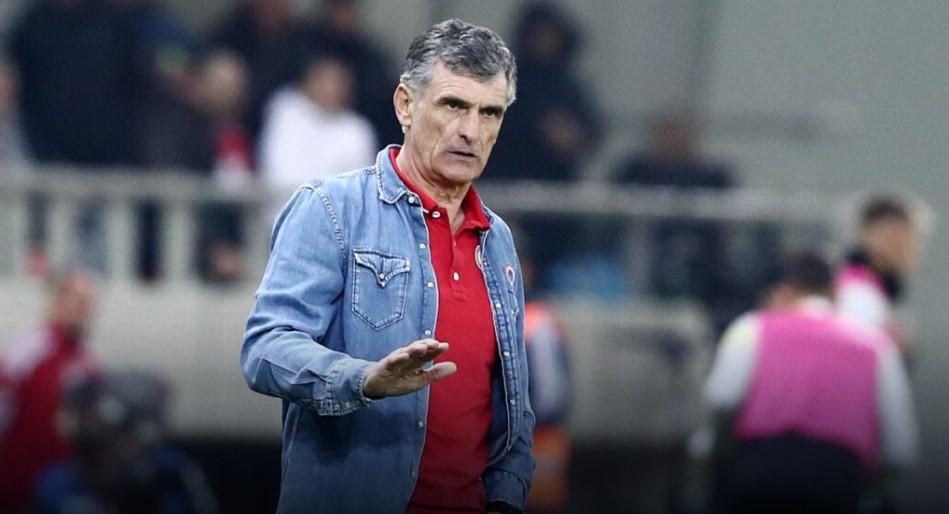 Ολυμπιακός: Θέλει στόπερ που πάει Μουντιάλ με την Βραζιλία