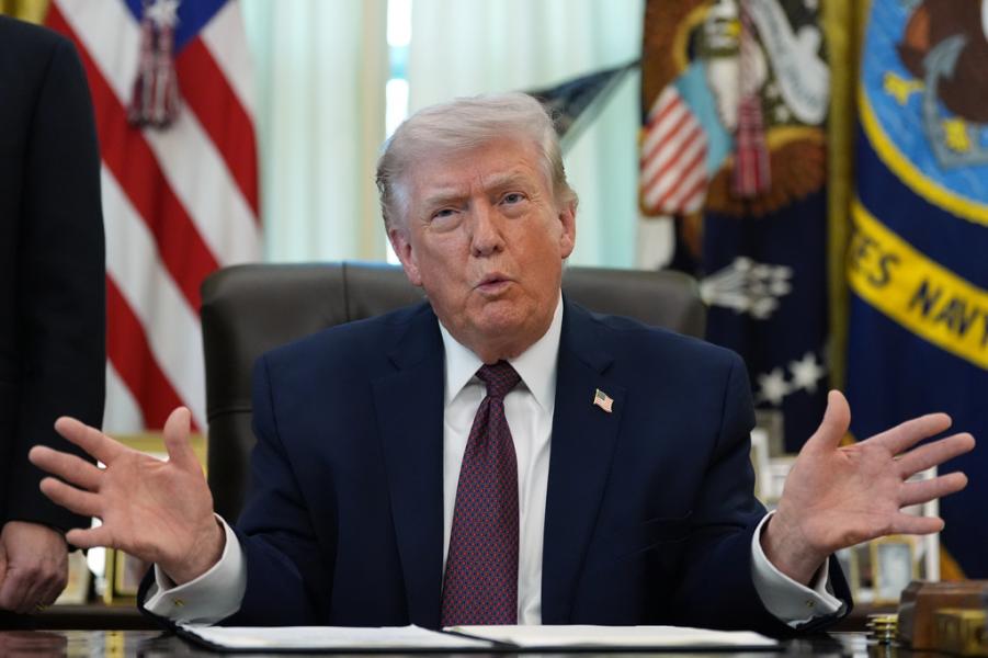 ΗΠΑ: Ξεσηκώθηκαν κατά του Τραμπ οι Δημοκρατικοί – Τον κατηγορούν για «παραλήρημα»