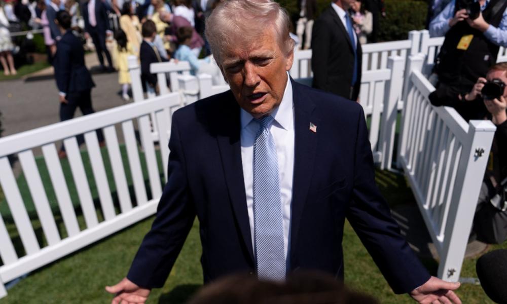 Τραμπ: Προειδοποιεί εναντίον της επιβολής διοδίων στα στενά του Ορμούζ