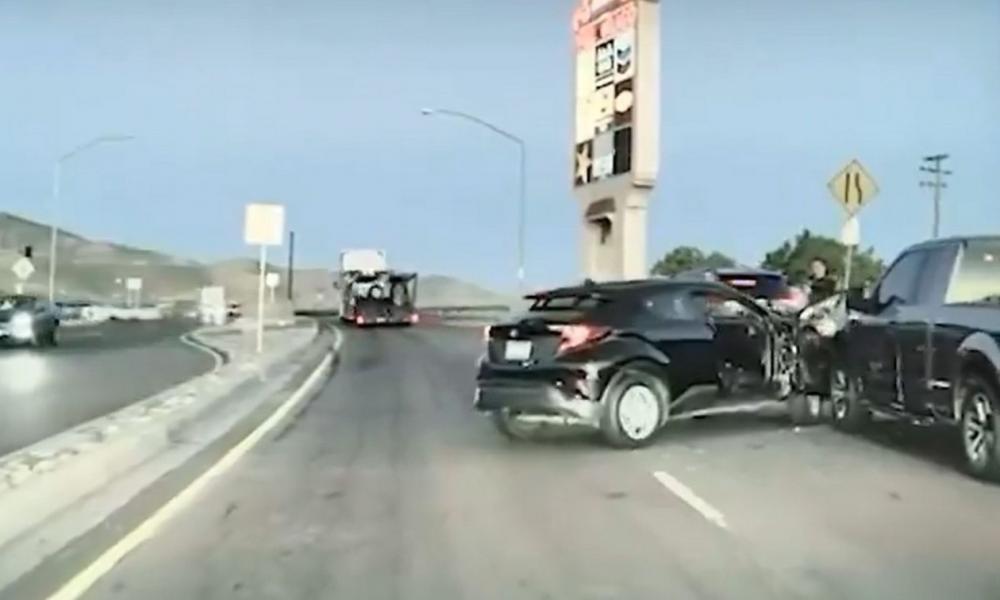 Καλιφόρνια: Πράκτορες της ICE πυροβόλησαν άνδρα που επιχείρησε να τους παρασύρει με το όχημά του