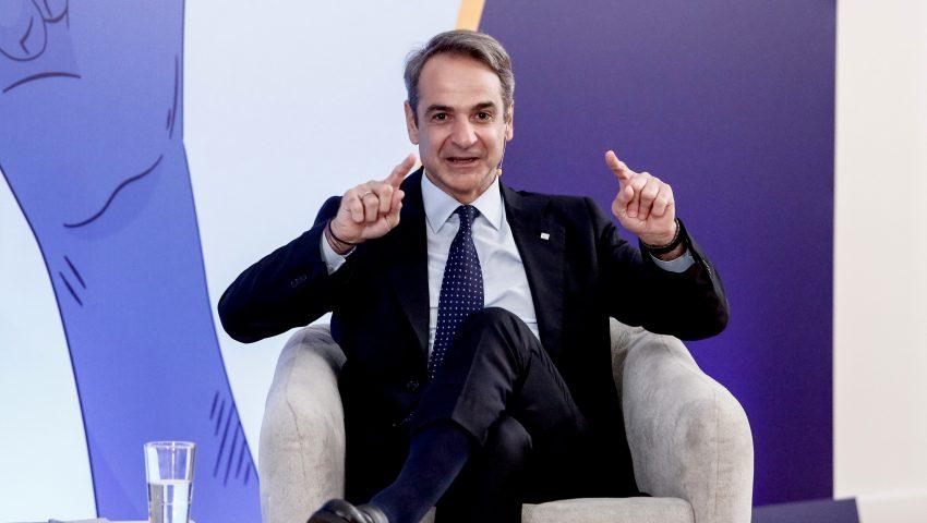 Μετά τη συνέντευξη που άναψε φωτιές: Ο δημοσιογράφος που αποφεύγει πλέον ο Κυριάκος Μητσοτάκης