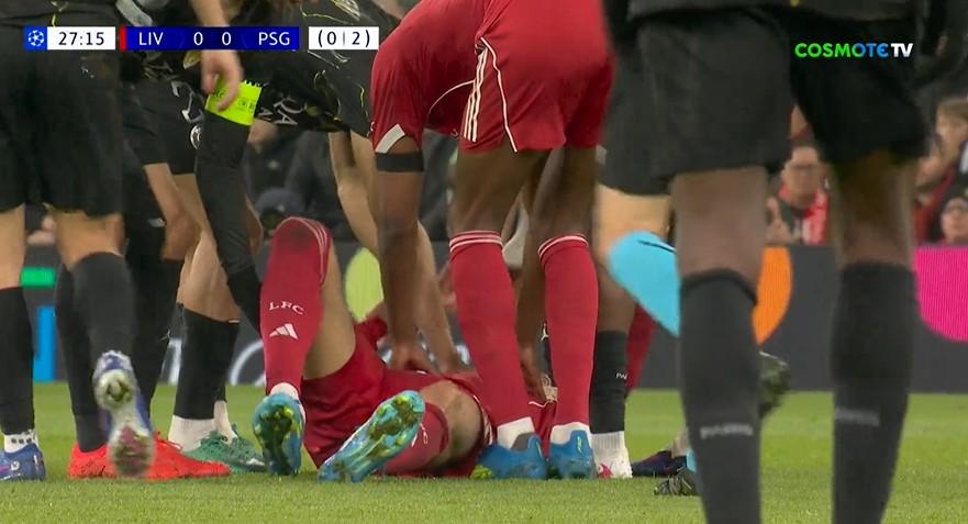 Τραυματίστηκε σοβαρά ο Εκιτικέ - Στη θέση του ο Σαλάχ (vid)