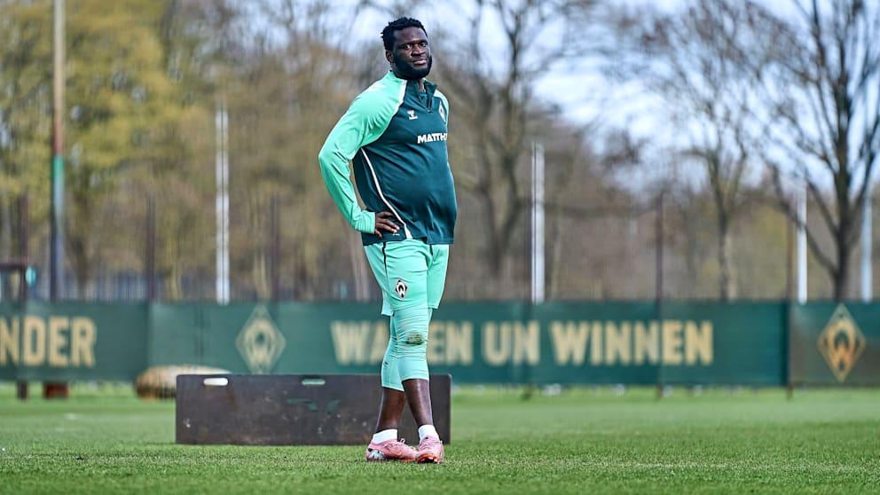 Σα να το παράκανε λίγο: Ο Μπονιφέις εμφανίστηκε υπέρβαρος στις προπονήσεις της Βέρντερ (pics)