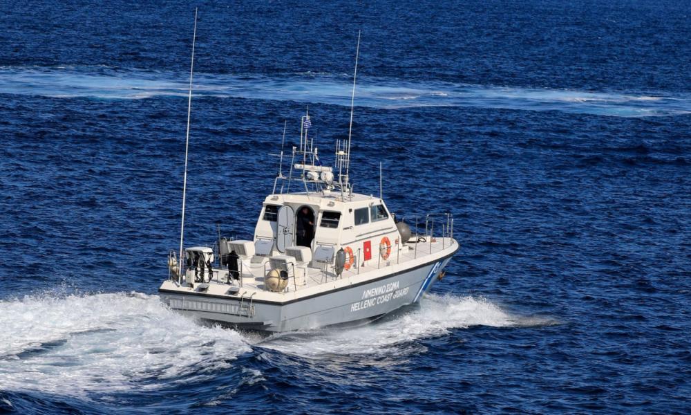 Ρόδος: Εντοπίστηκε ψάθινο δέμα με 43 κιλά κατεργασμένης κάνναβης στη θάλασσα