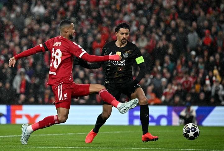 Μπήκε δυνατά η Λίβερπουλ στο β' ημίχρονο - Απείλησε με Χάκπο (vid)