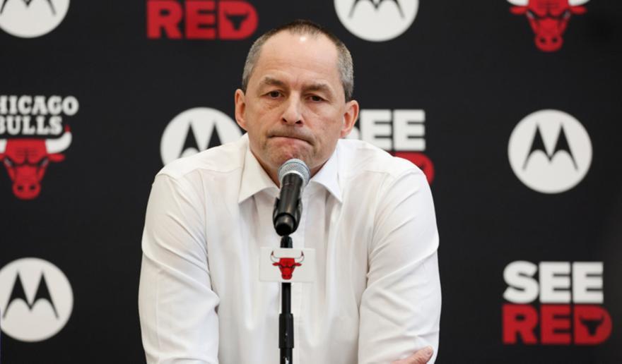 Παρελθόν από τους Μπουλς ο Καρνισόβας